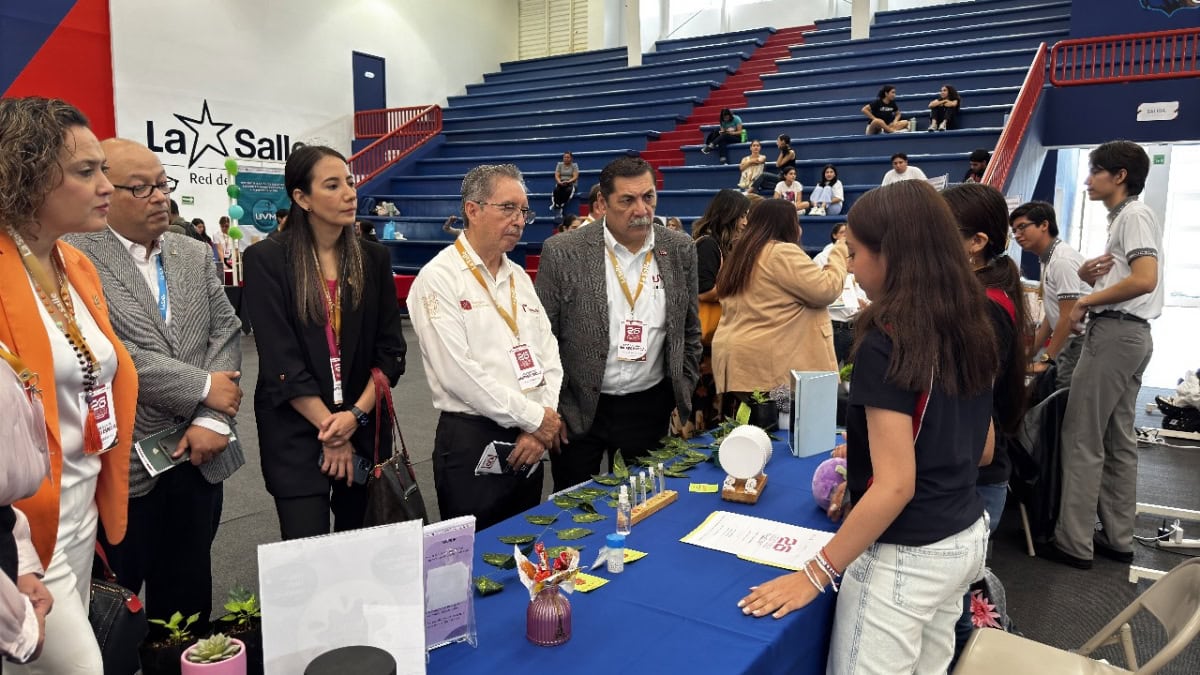 Reconocen el talento para la ciencia y tecnología de niñas niños y