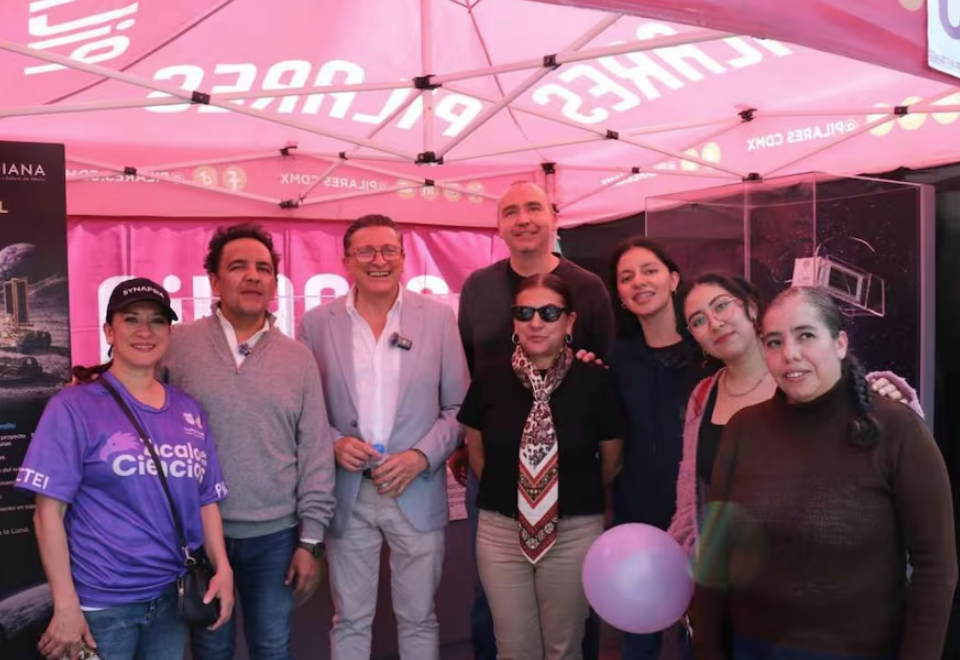 El Zócalo de las Ciencias acerca la ciencia y la tecnología a las familias y estudiantes